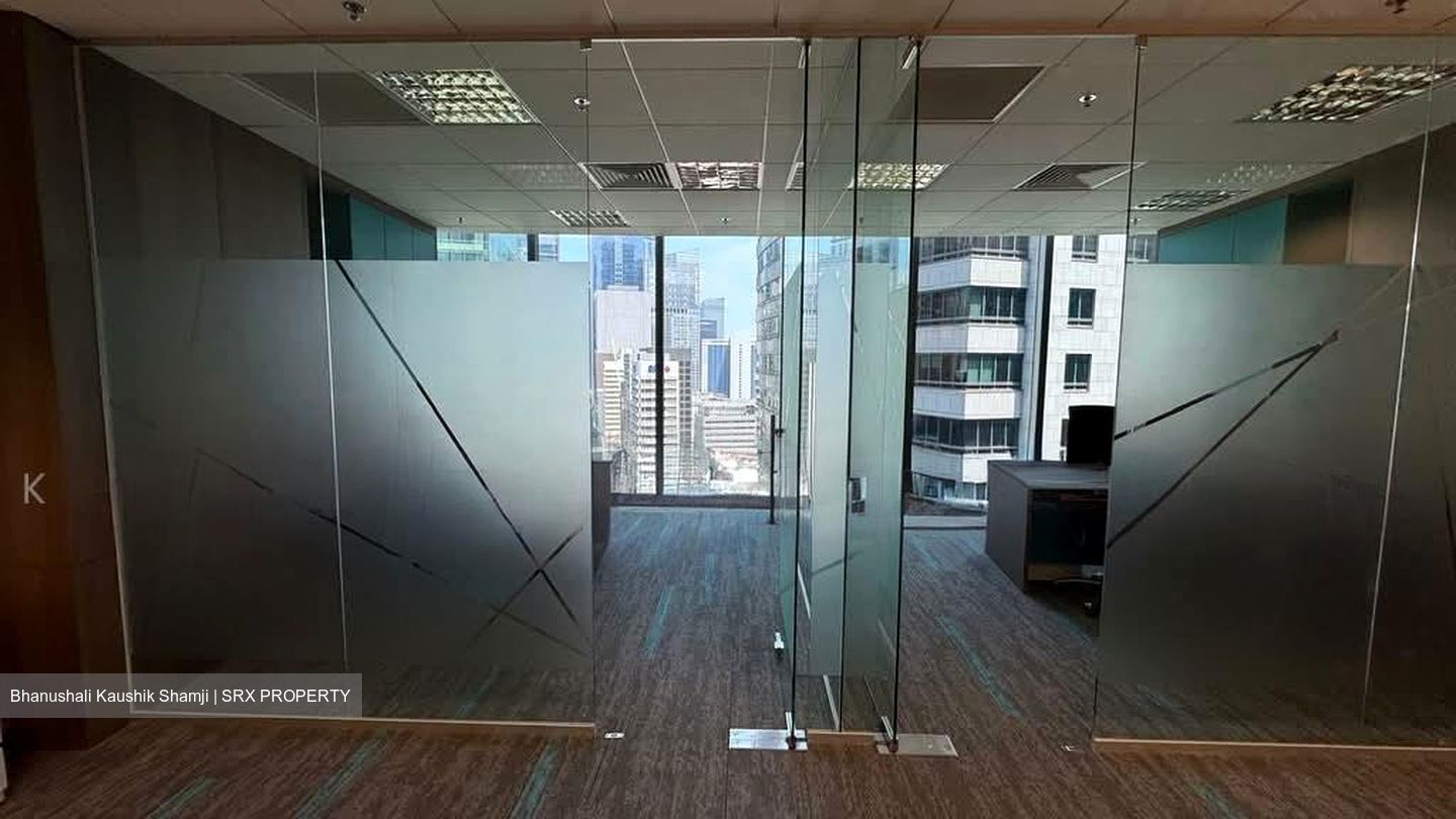 PLUS (D1), Office #594480191